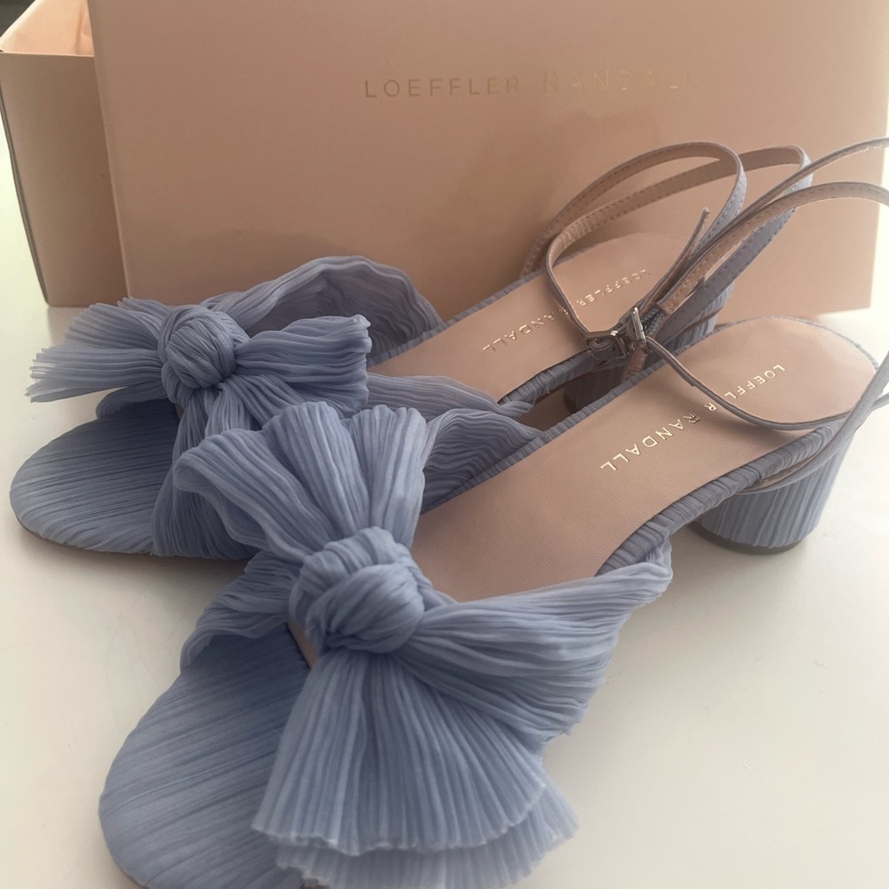NEW Loeffler Randall Dahlia Blue Pleated Bow Heel NEVER WORN